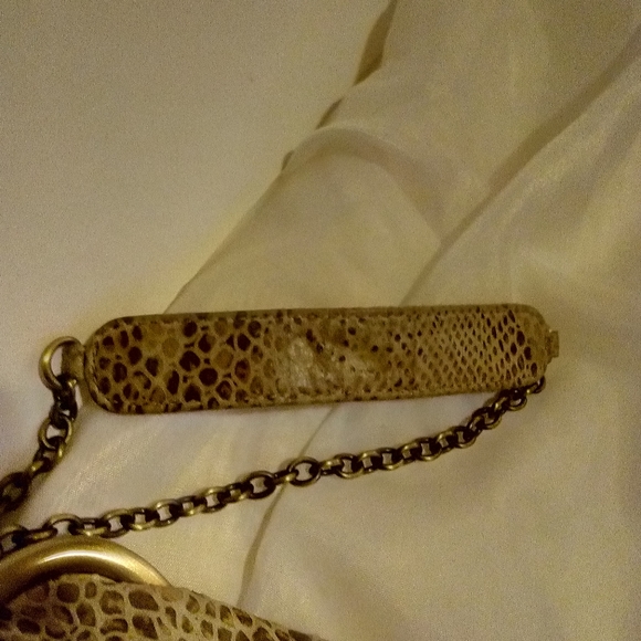 HOBO International Snake Skin Design Purse - Picture 11 of 12